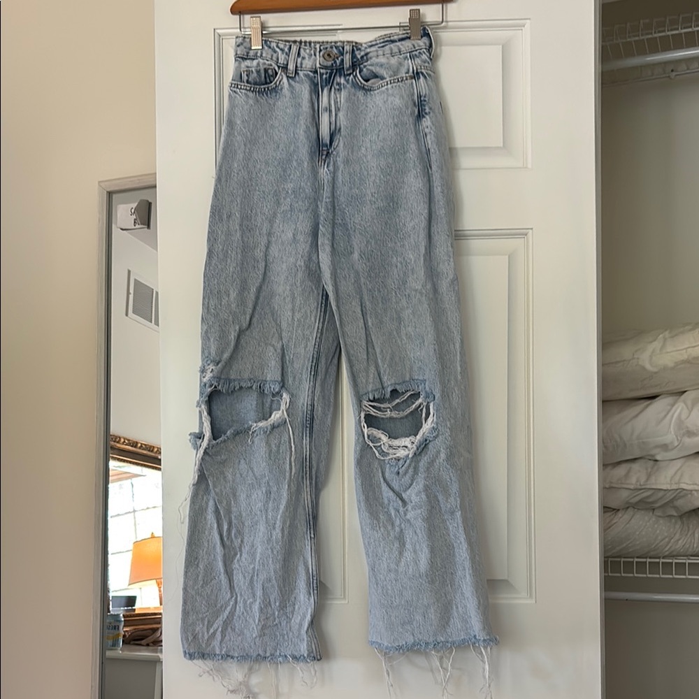 Zara Blue Boyfriend Jeans Distressed Vintage Style
